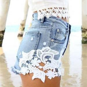 Sexy Lace Stitching Shorts
